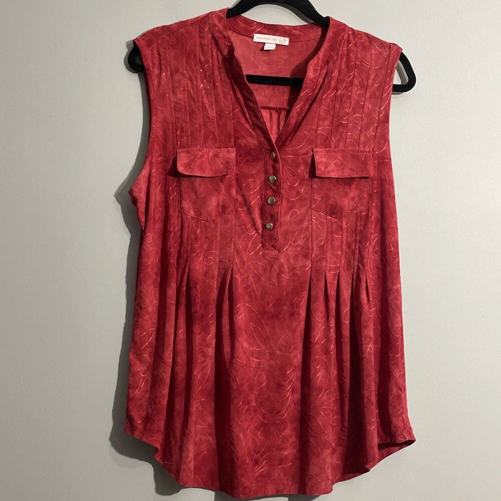 Westport Red Floral Pleated Tank Top Women’s Size L Sleeveless Blouse